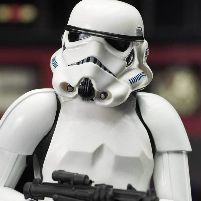 Star Wars Episode IV Milestones Statue 1/6 Han Solo (Stormtrooper Disguise) 40th Anniversary Exclusi 13