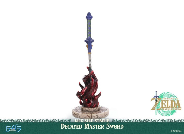 The Legend of Zelda: Tears of the Kingdom Life Size Statue 1/1 Decayed Master Sword 28 cm 2