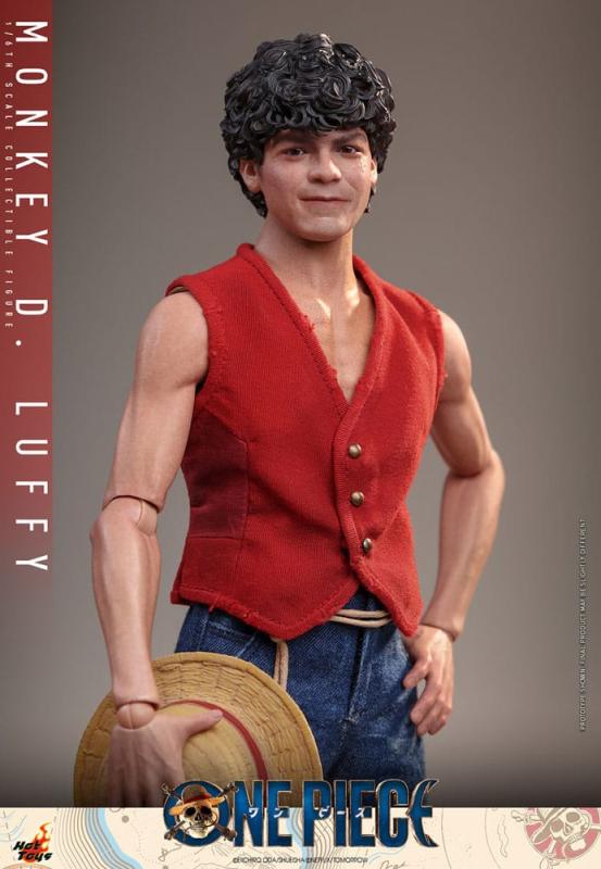 One Piece (Netflix) Action Figure 1/6 Monkey D. Luffy 31 cm