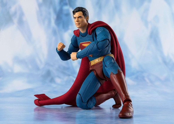 Superman 2025 S.H.Figuarts Action Figure Superman 16 cm 2