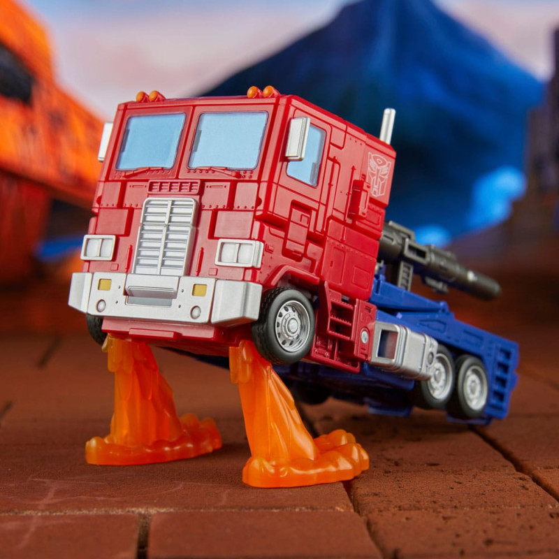 The Transformers: The Movie Generations Studio Series Commander Class Action Figure Optimus Prime 18 10