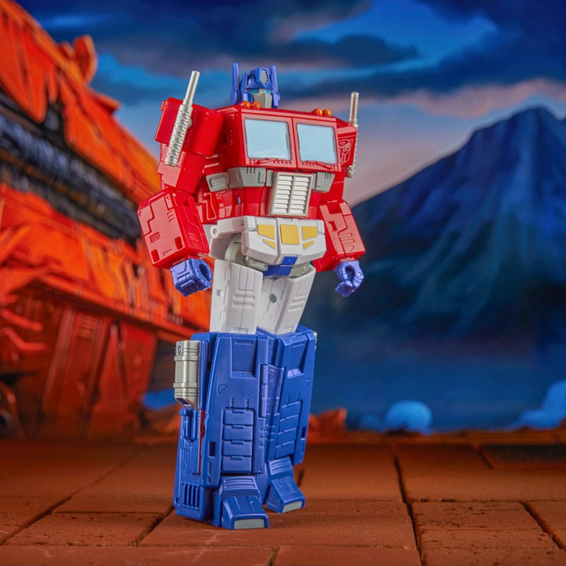 The Transformers: The Movie Generations Studio Series Commander Class Action Figure Optimus Prime 18 7