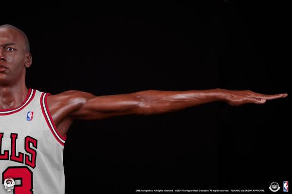 NBA Legends Life-Size Bust Michael Jordan Wings 81 cm 7