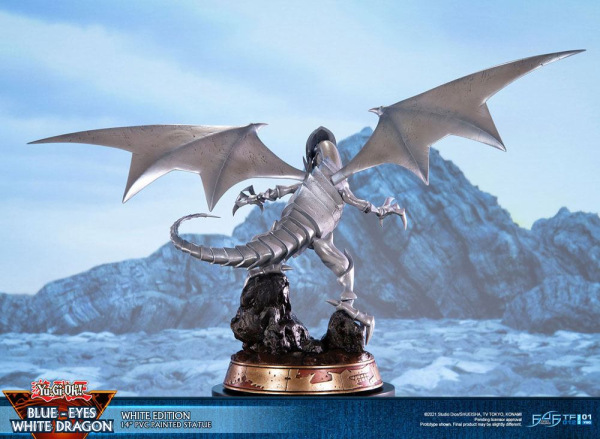 Yu-Gi-Oh! PVC Statue Blue-Eyes White Dragon White Edition 35 cm 3