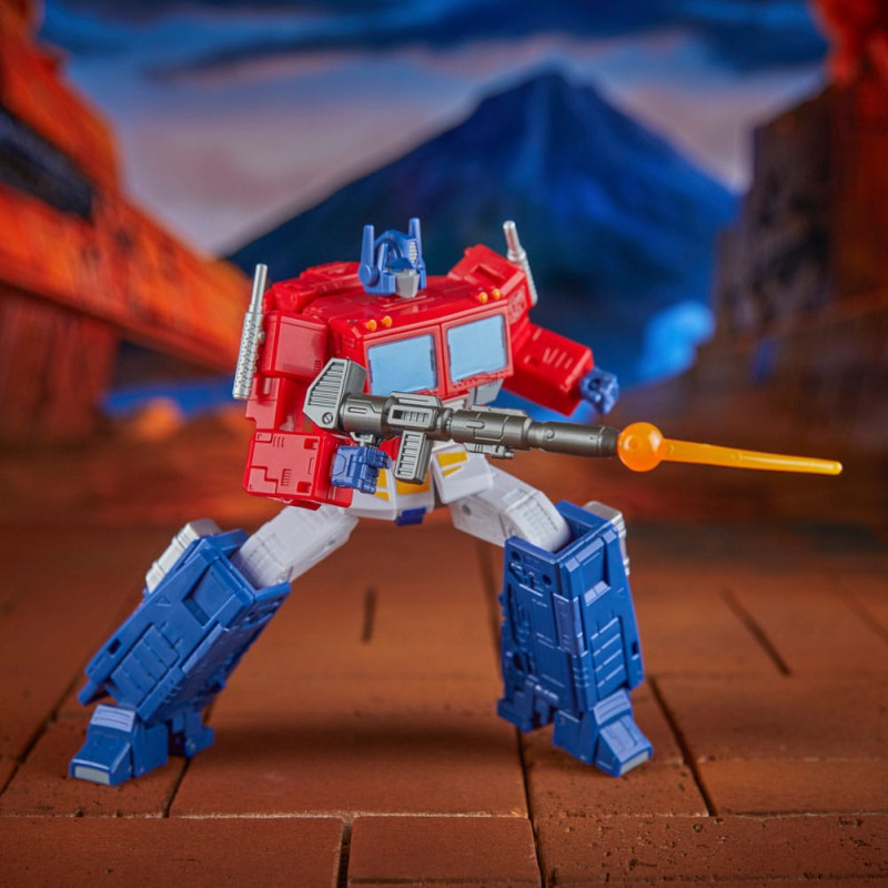 The Transformers: The Movie Generations Studio Series Commander Class Action Figure Optimus Prime 18 3