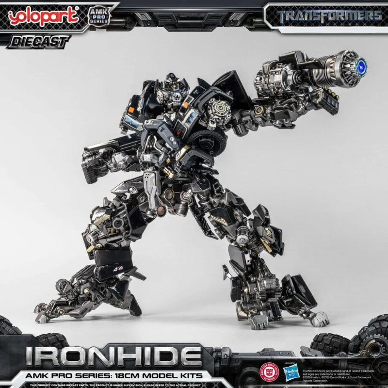 Transformers (2007) AMK PRO Series Plastic Model Kit Ironhide 18 cm 1