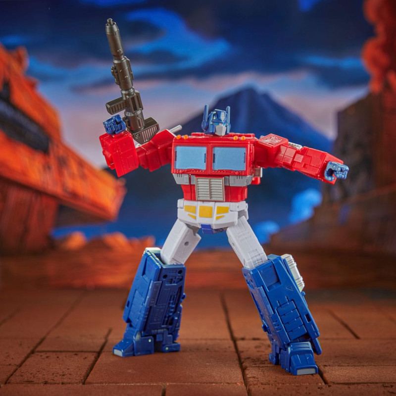 The Transformers: The Movie Generations Studio Series Commander Class Action Figure Optimus Prime 18 1