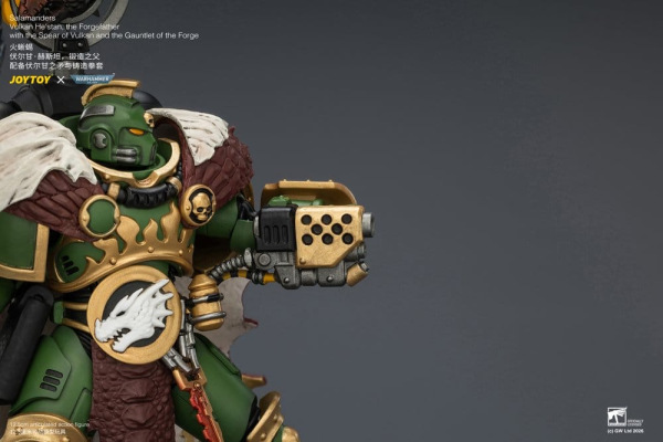Warhammer Action Figure Salamanders Vulkan He'stan, the Forgefather 13 cm 7