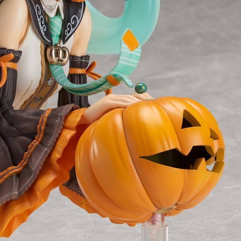 Vocaloid PVC Statue Hatsune Miku Trick or Miku 17 cm