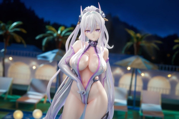 Azur Lane PVC Figure 1/6 Kearsarge Nightpool 28 cm 10