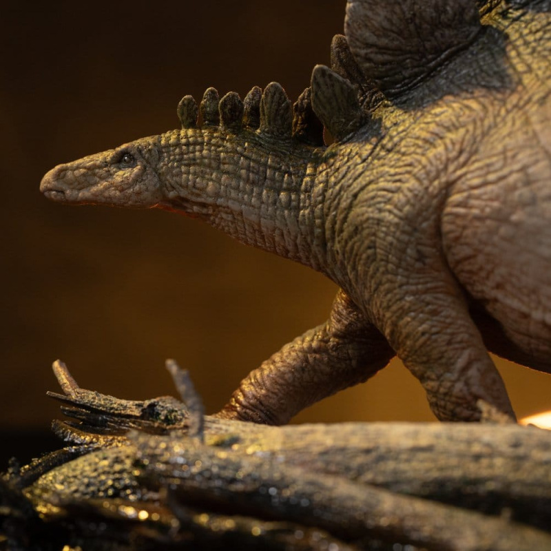 The Lost World: Jurassic Park Icons Statue Stegosaurus 18 cm 5