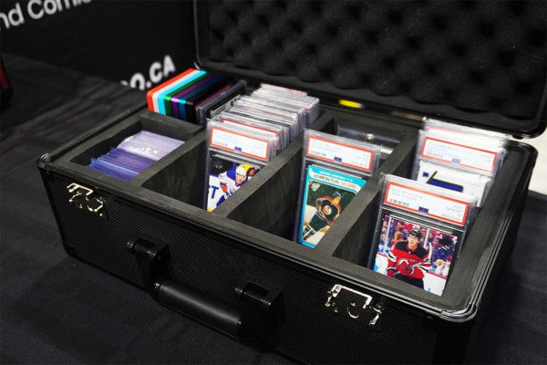 Evoretro Trading Card Storage Box for 120 Cards XL Black 6