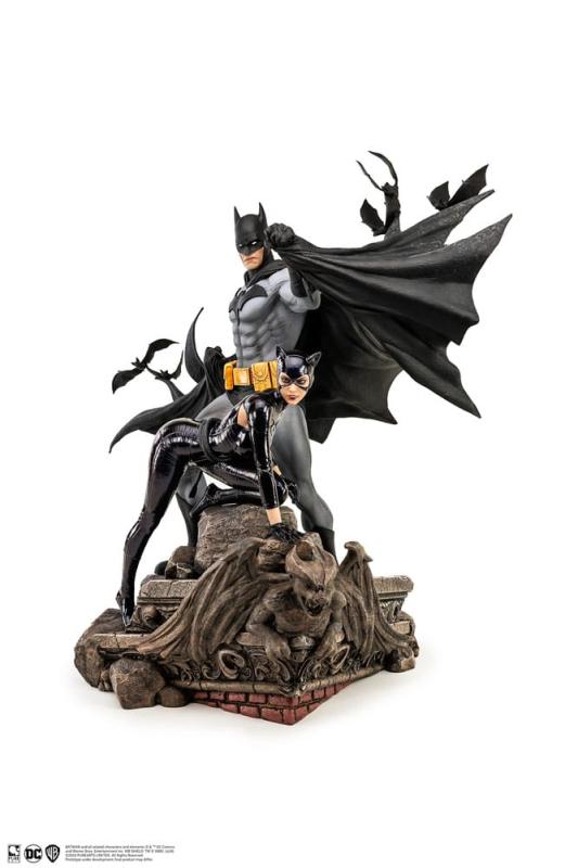 DC Comics Statue 1/4 Batman & Catwoman Reunion 67 cm