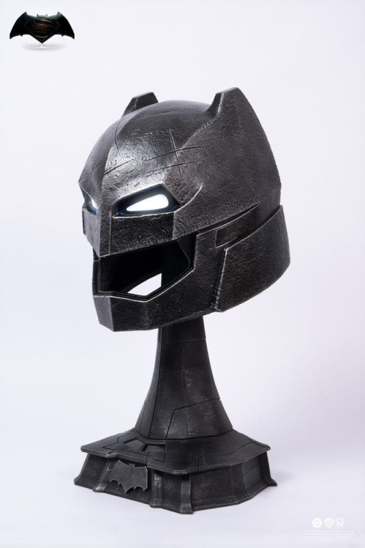 Justice League Replica 1/1 Batman v Superman: Dawn of Justice Armored Batman Helmet 50 cm 1