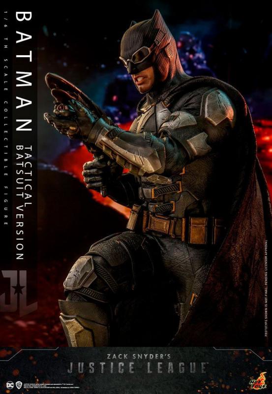 Zack Snyder`s Justice League Action Figure 1/6 Batman (Tactical Batsuit Version) 33 cm