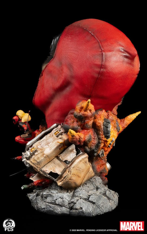 Marvel Fine Art Bust Deadpool 42 cm 5