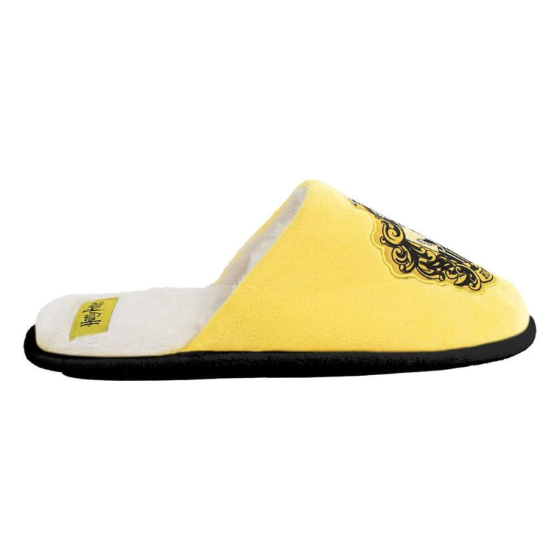Harry Potter Slippers Hufflepuff Assortment (12) 1