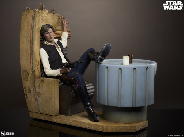 Star Wars Episode IV Mixed Media Premium Format Figure Han Solo: Sorry About the Mess 32 cm 11