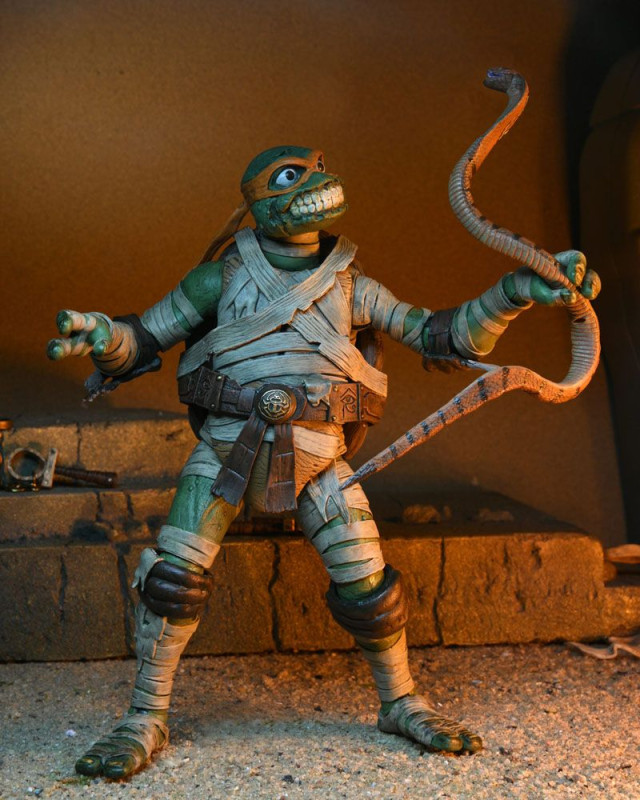 Universal Monsters x Teenage Mutant Ninja Turtles Action Figure Ultimate Michelangelo as The Mummy 1 3