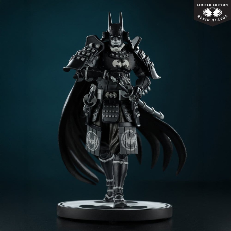 DC Direct Batman Black & White Statue 1/10 Batman Ninja 20 cm 4