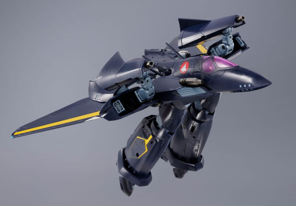 Macross 7 DX Chogokin Action Figure VF-17S Nightmare Stealthvalkyrie (Gamlin Kizaki use) 25 cm 11