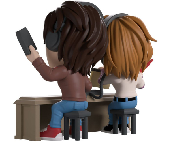 Stranger Things Vinyl Figure WSQK Robin & Steve 13 cm 4