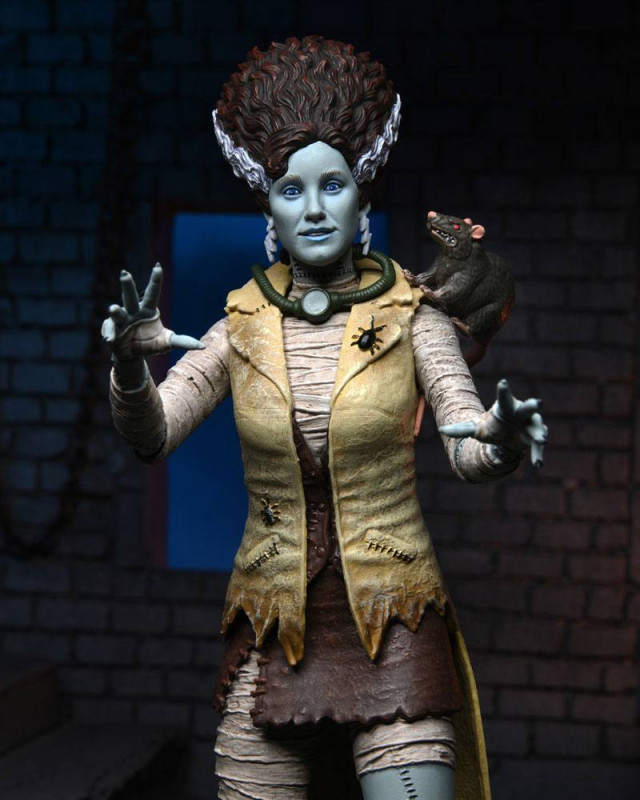 Universal Monsters x Teenage Mutant Ninja Turtles Action Figure April as The Bride 18 cm 3
