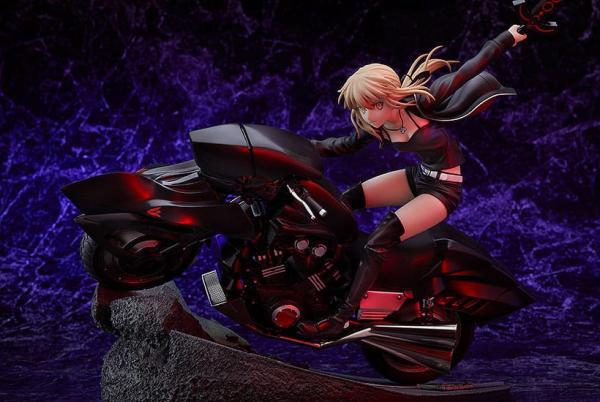 Fate/Grand Order PVC Statue 1/8 Saber/Altria Pendragon (Alter) & Cuirassier Noir 27 cm (re-run) 7