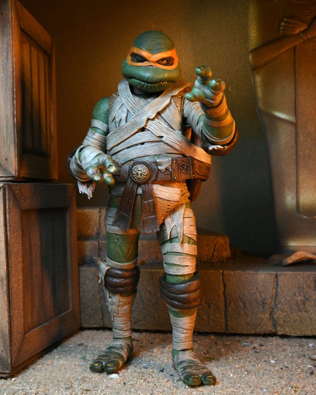 Universal Monsters x Teenage Mutant Ninja Turtles Action Figure Ultimate Michelangelo as The Mummy 1 9