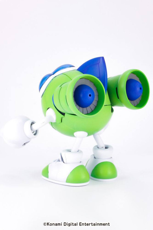 TwinBee Rainbow Bell Adventure Plastic Model Kit Gwinbee 10 cm 3