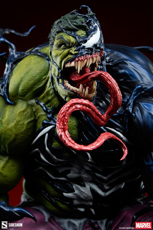 Marvel Premium Format Statue Venomized Hulk 63 cm 7