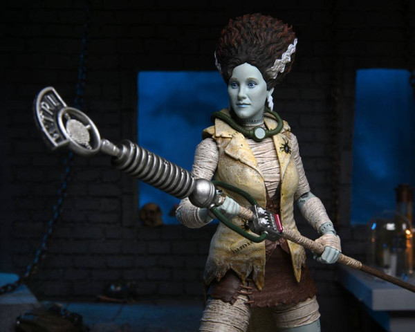 Universal Monsters x Teenage Mutant Ninja Turtles Action Figure April as The Bride 18 cm 9