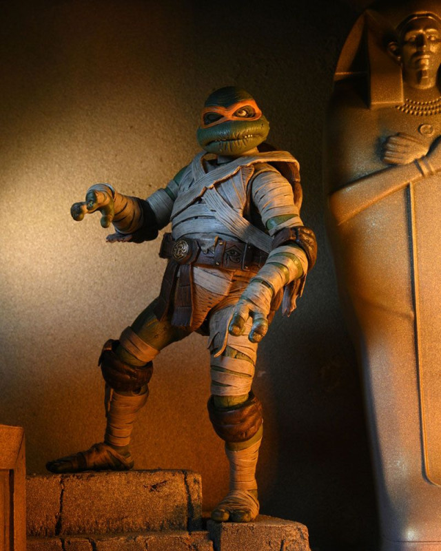 Universal Monsters x Teenage Mutant Ninja Turtles Action Figure Ultimate Michelangelo as The Mummy 1 12