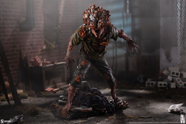 The Last of Us Action Figure 1/6 Clicker 27 cm 1