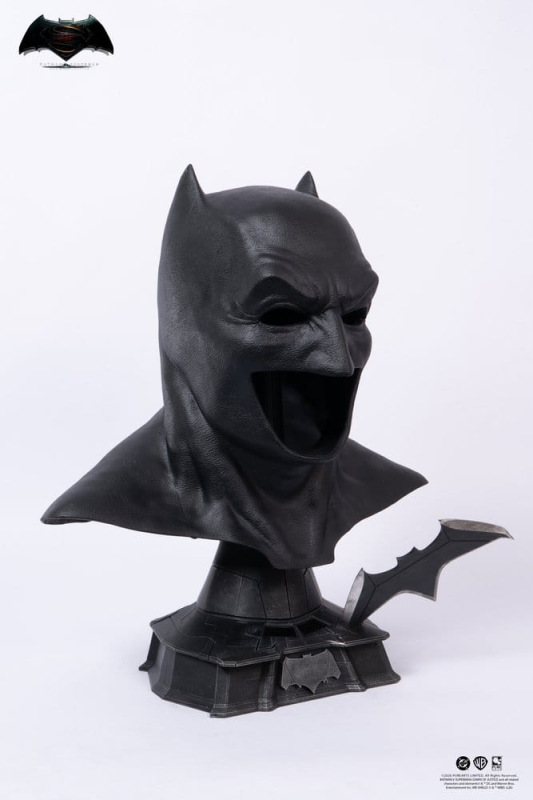 Justice League: Batman v Superman: Dawn of Justice Replica 1/1 Batman Cowl 51 cm 7