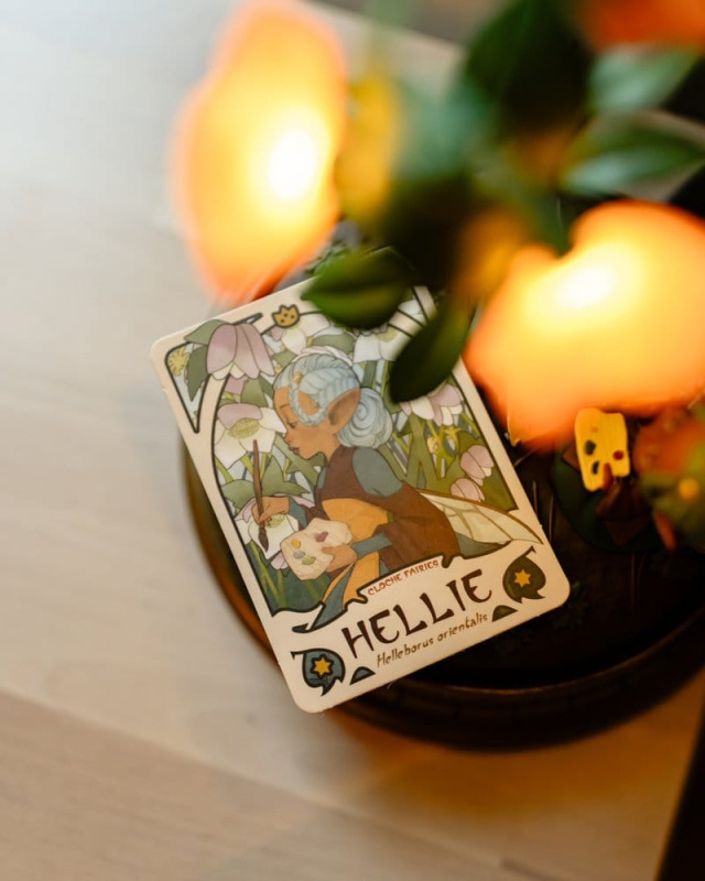 Cloche Fairies PVC Figure Hellie 20 cm 2