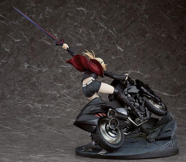 Fate/Grand Order PVC Statue 1/8 Saber/Altria Pendragon (Alter) & Cuirassier Noir 27 cm (re-run) 4