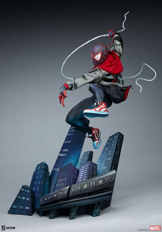 Marvel Premium Format Statue Miles Morales 60 cm