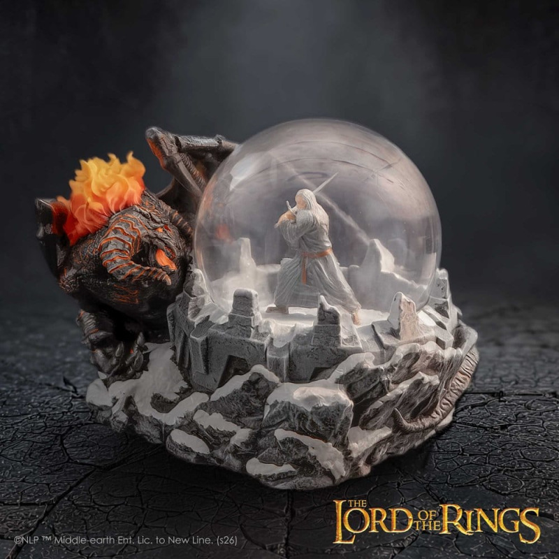 Lord of the Rings Snow Globe Battle of the Peak 13 cm 3