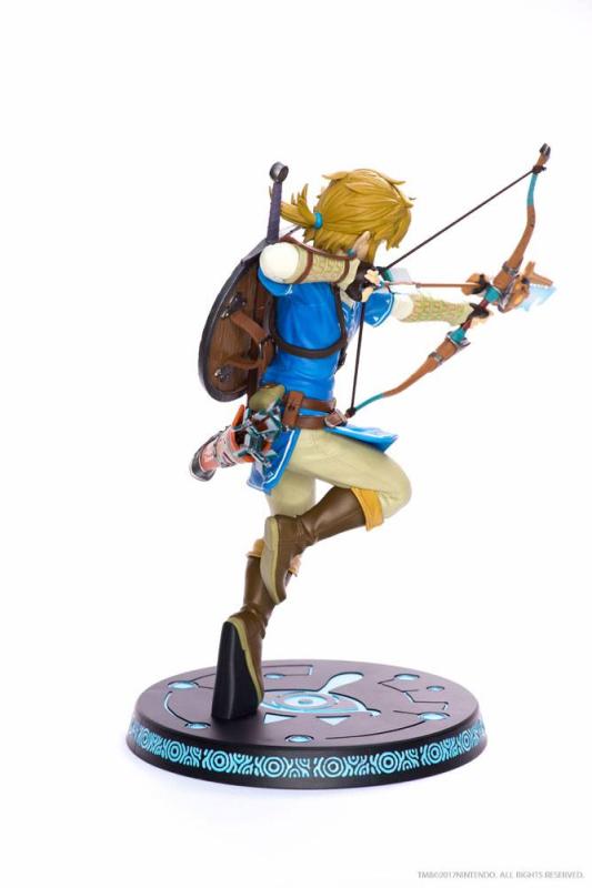 The Legend of Zelda Breath of the Wild PVC Statue Link 25 cm 3