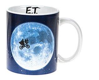 E.T. the Extra-Terrestria Mug Across The Moon