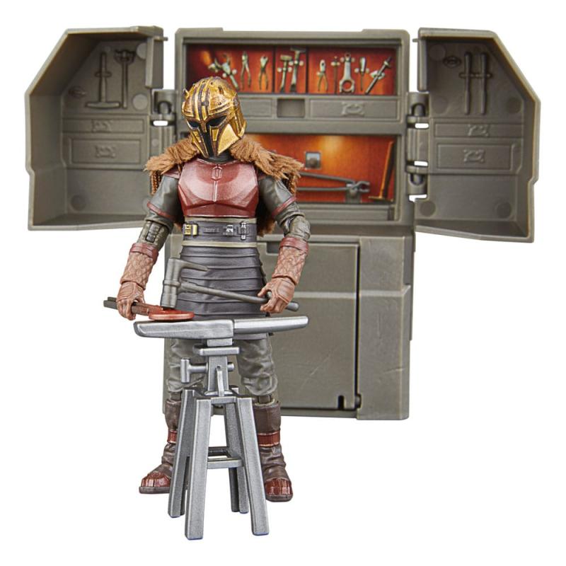 Star Wars The Mandalorian Vintage Collection The Armorer's Forge with The Armorer (Lakeside Covert W 8