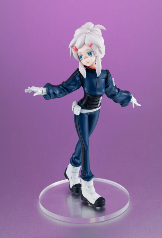 Mobile Suit Gundam GQuuuuuuX Lucrea Lite PVC Statue Deux Murasame Pilot Suit Ver. 17 cm 4