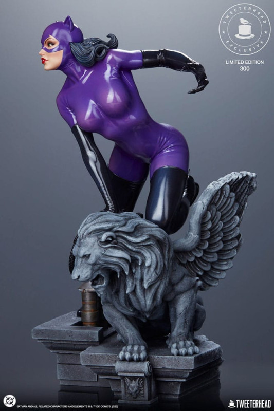 DC Comics Maquette 1/6 Catwoman (Purple Edition) 35 cm 11