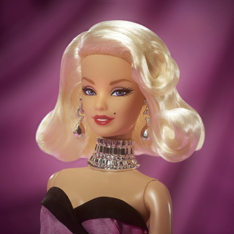 Barbie Signature Doll Marilyn Monroe 8