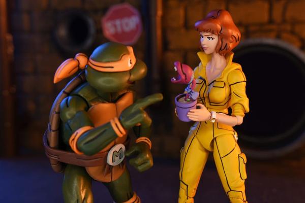 Teenage Mutant Ninja Turtles (Mirage Comics) Action Figure Ultimate April O'Neil 18 cm