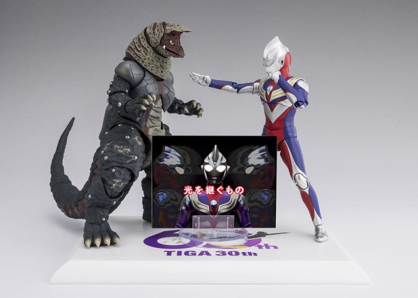 Ultraman Series S.H.Figuarts Shinkocchou Seihou Action Figure Golza 30th Anniversary Edition 15 cm 5