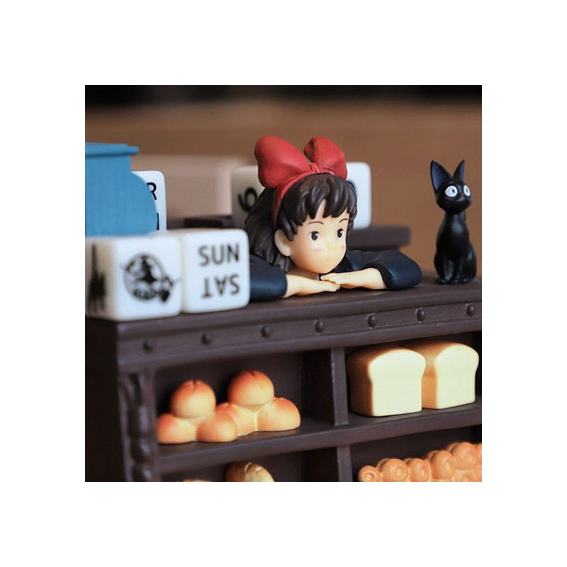 Kiki's Delivery Service Statue Three-wheeler Diorama / Calendar Kiki Salesclerk 11 cm 2