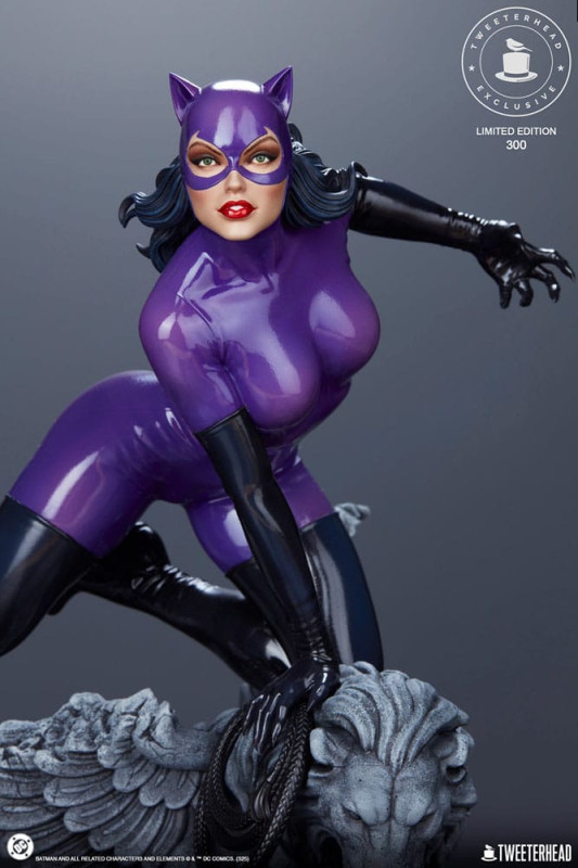 DC Comics Maquette 1/6 Catwoman (Purple Edition) 35 cm 8