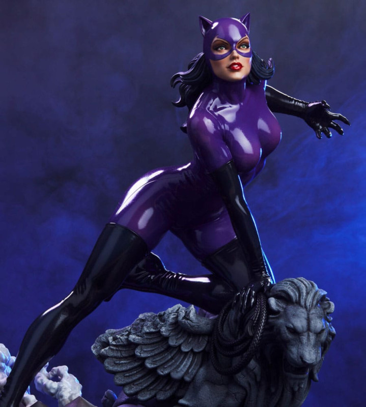 DC Comics Maquette 1/6 Catwoman (Purple Edition) 35 cm 3